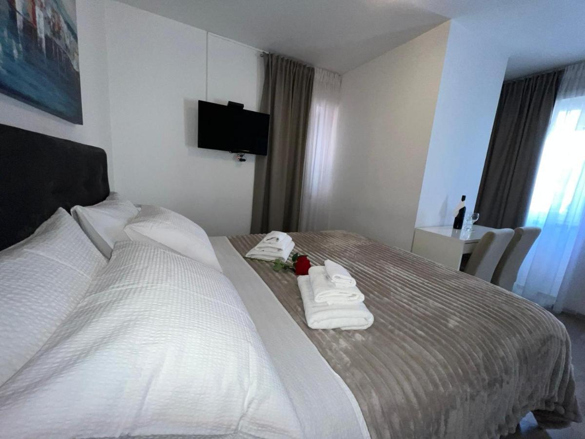 Rooms Marija สปลิท ภายนอก รูปภาพ